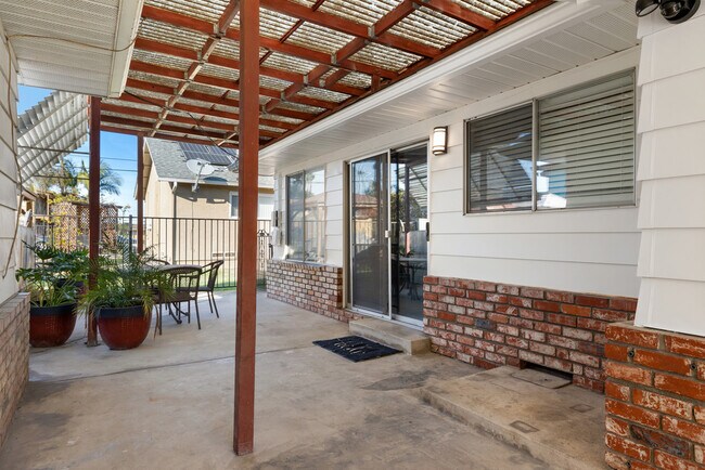 58 Smith Ave Chula Vista, CA 91910 photo 3