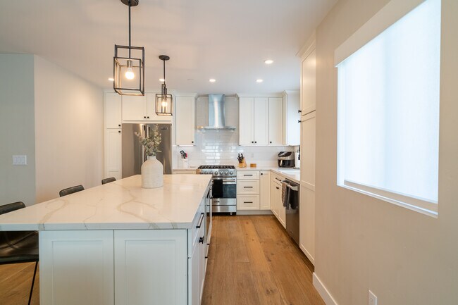 1012 Beryl Street, San Diego, CA 92109 photo 5