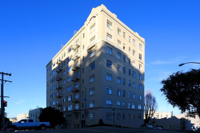 Crestview Apartments photo 2