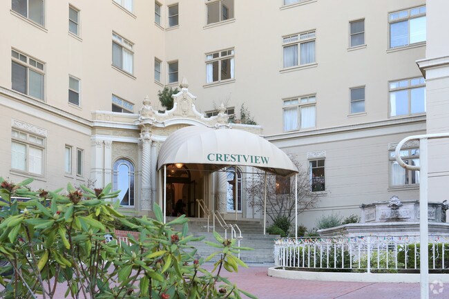 Crestview Apartments photo 3
