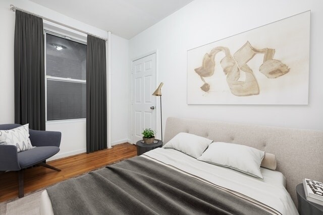 166 E 92nd St New York, NY 10128 photo 4