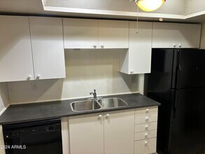 18202 N Cave Creek Rd Phoenix, AZ 85032 photo 5