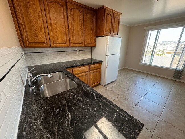 15 Garfield Street, San Francisco, CA 94132 photo 4