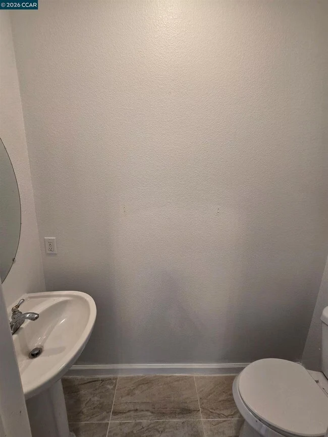 223 Santa Barbara St San Pablo, CA 94806 photo 3