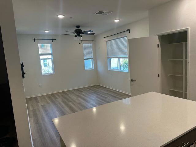 5256 Beachfront Cove St San Diego, CA 92154 photo 2