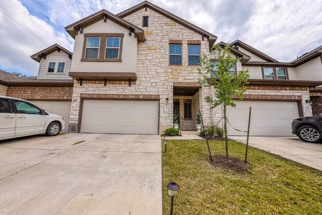 2304 S Lakeline Blvd Cedar Park, TX 78613 photo 3