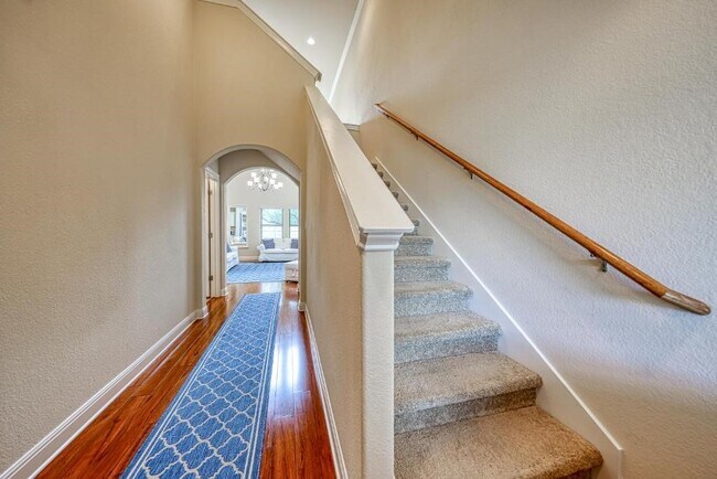 2304 S Lakeline Blvd Cedar Park, TX 78613 photo 4