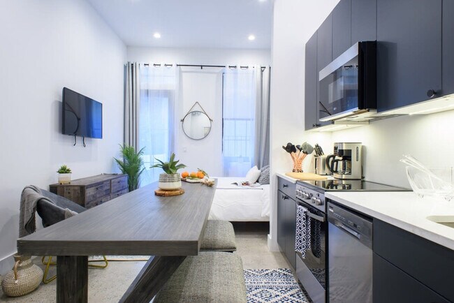 77 E 3rd St New York, NY 10003 photo 2