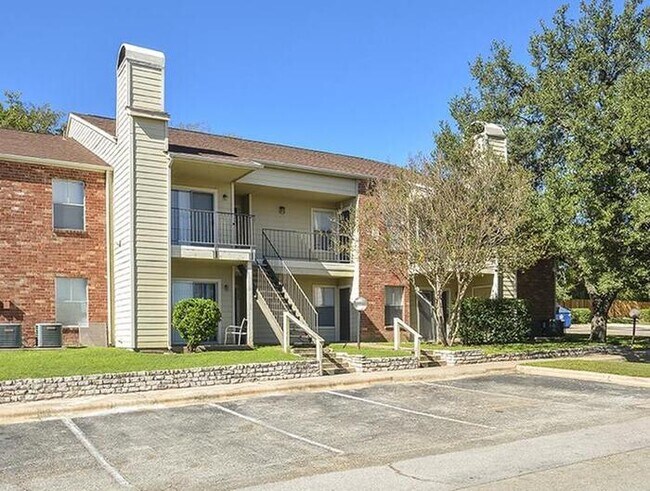 7001 S Congress Ave Austin, TX 78745 photo 3
