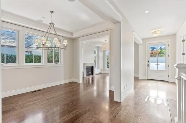 240 University Dr Menlo Park, CA 94025 photo 5