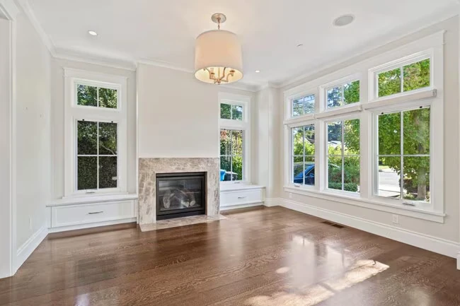 240 University Dr Menlo Park, CA 94025 photo 3