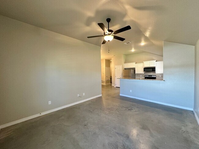 1243 Liberation Ln Copperas Cove, TX 76522 photo 2