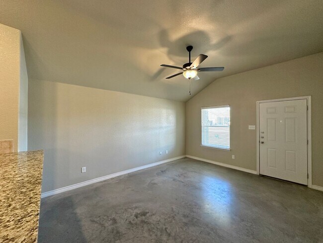 1243 Liberation Ln Copperas Cove, TX 76522 photo 4