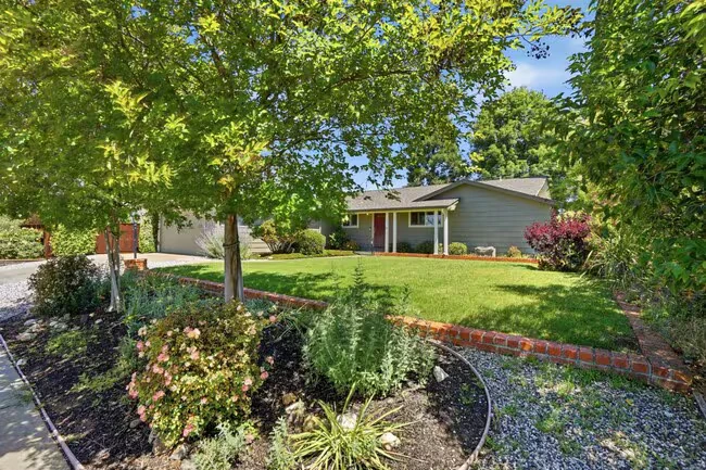 4657 Brenda Cir Concord, CA 94521 photo 2