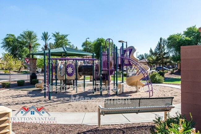1241 S Roger Way photo 5
