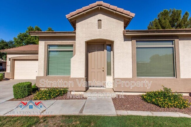 1241 S Roger Way photo 4