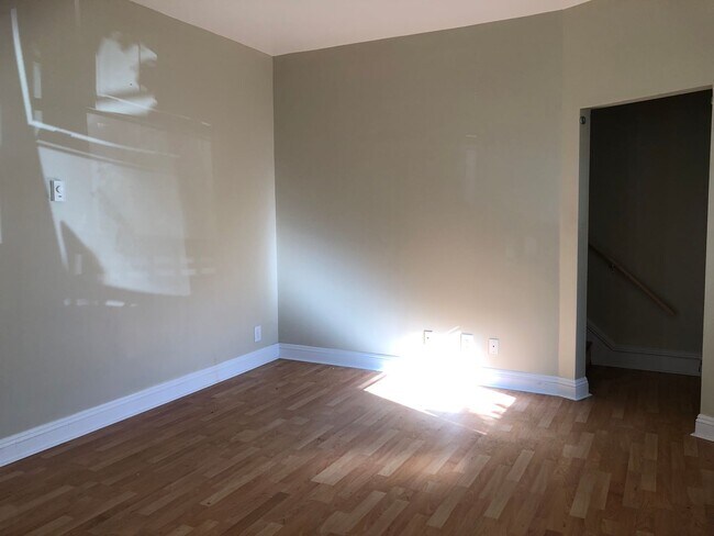 1125 29th Ave S Seattle, WA 98144 photo 3