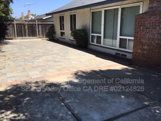 1425 Firebird Way, Sunnyvale, CA 94087 photo 4