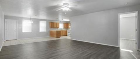 200 Bobbie Ann Court, Granbury, TX 76049 photo 2