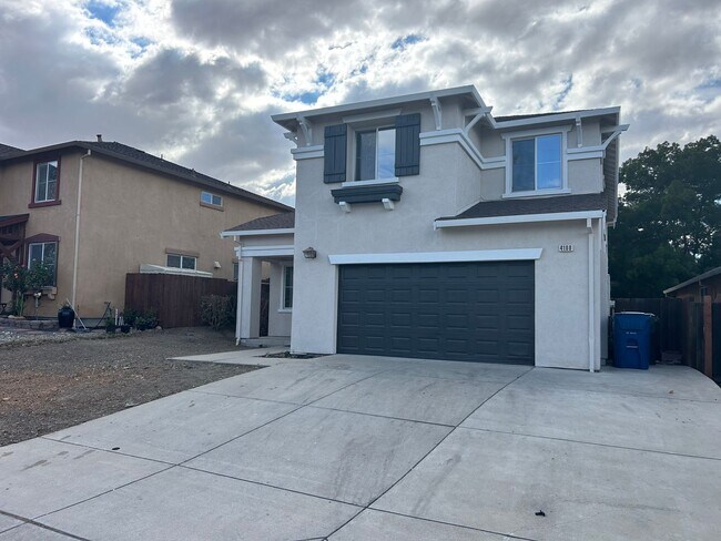 Beautiful 5 Bedroom 3 Bath Antioch Home photo 2