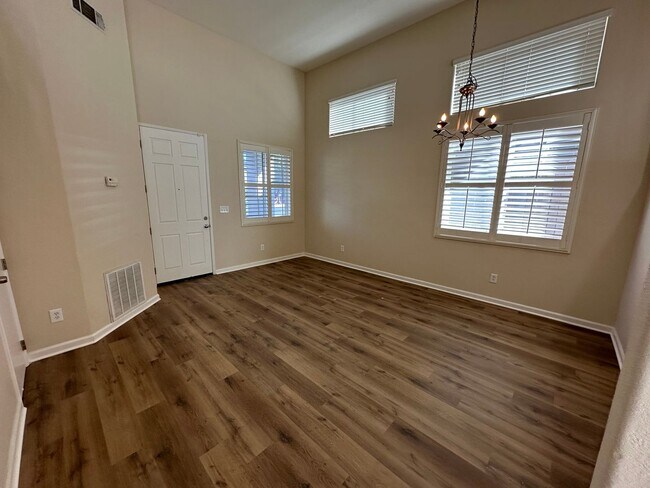 Beautiful 5 Bedroom 3 Bath Antioch Home photo 3