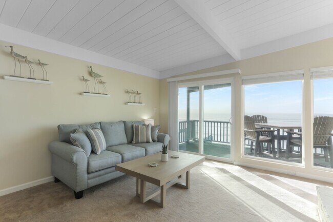 1620 Seacoast Dr Imperial Beach, CA 91932 photo 2