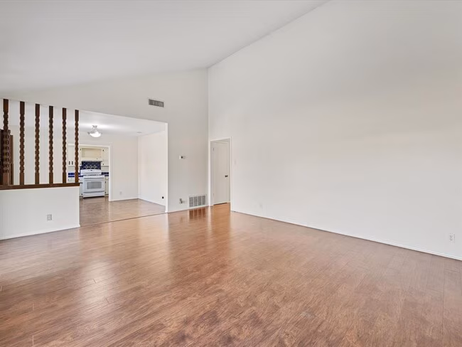 12906 Irongate Ave Austin, TX 78727 photo 5