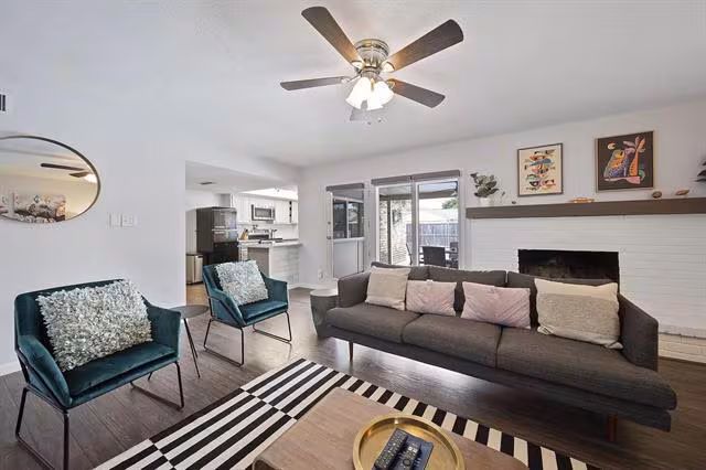 3381 Sam Rayburn Run, Carrollton, TX 75007 photo 5