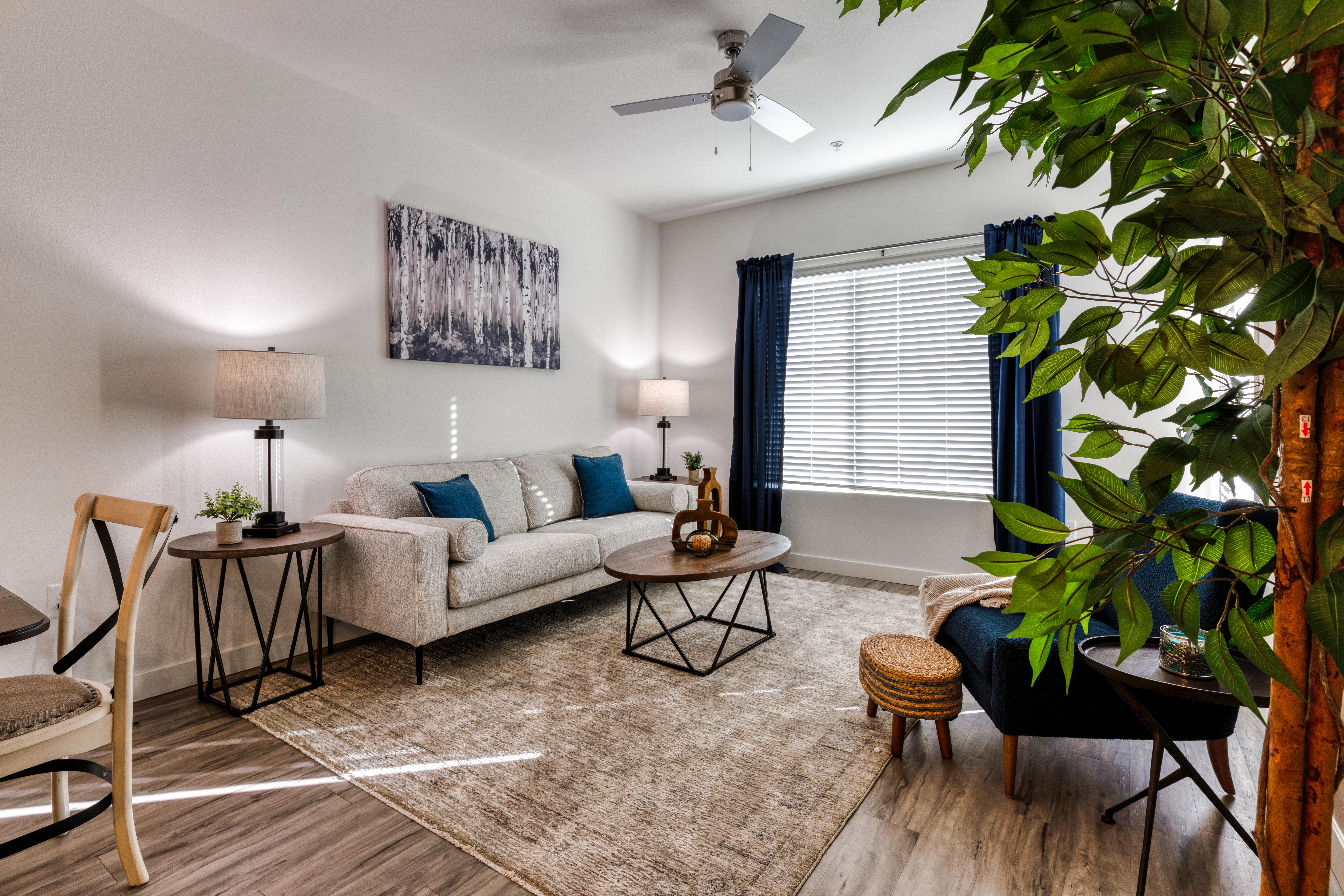 1760 S Crismon Rd Mesa, AZ 85209 photo 2