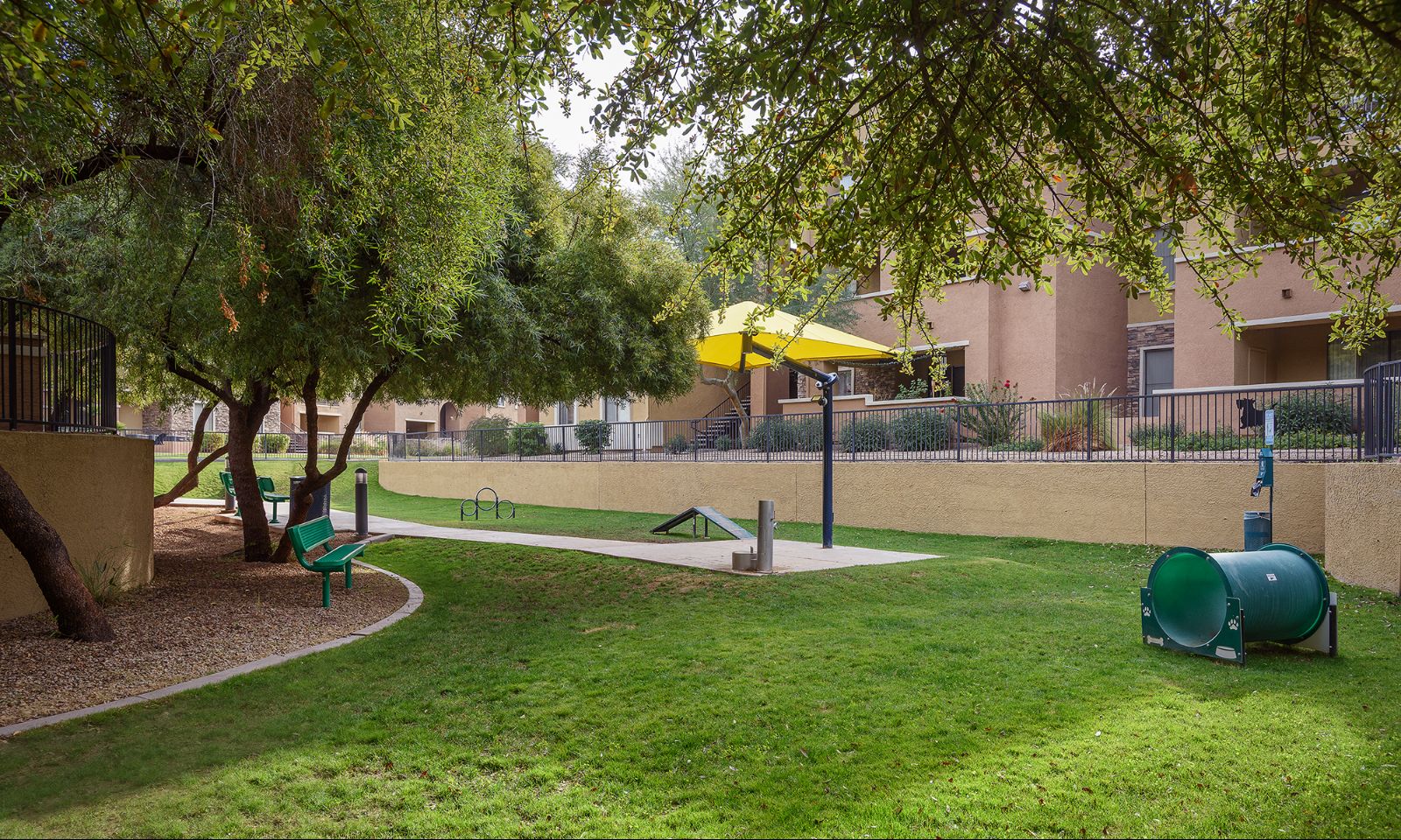 Stone Oaks photo 3