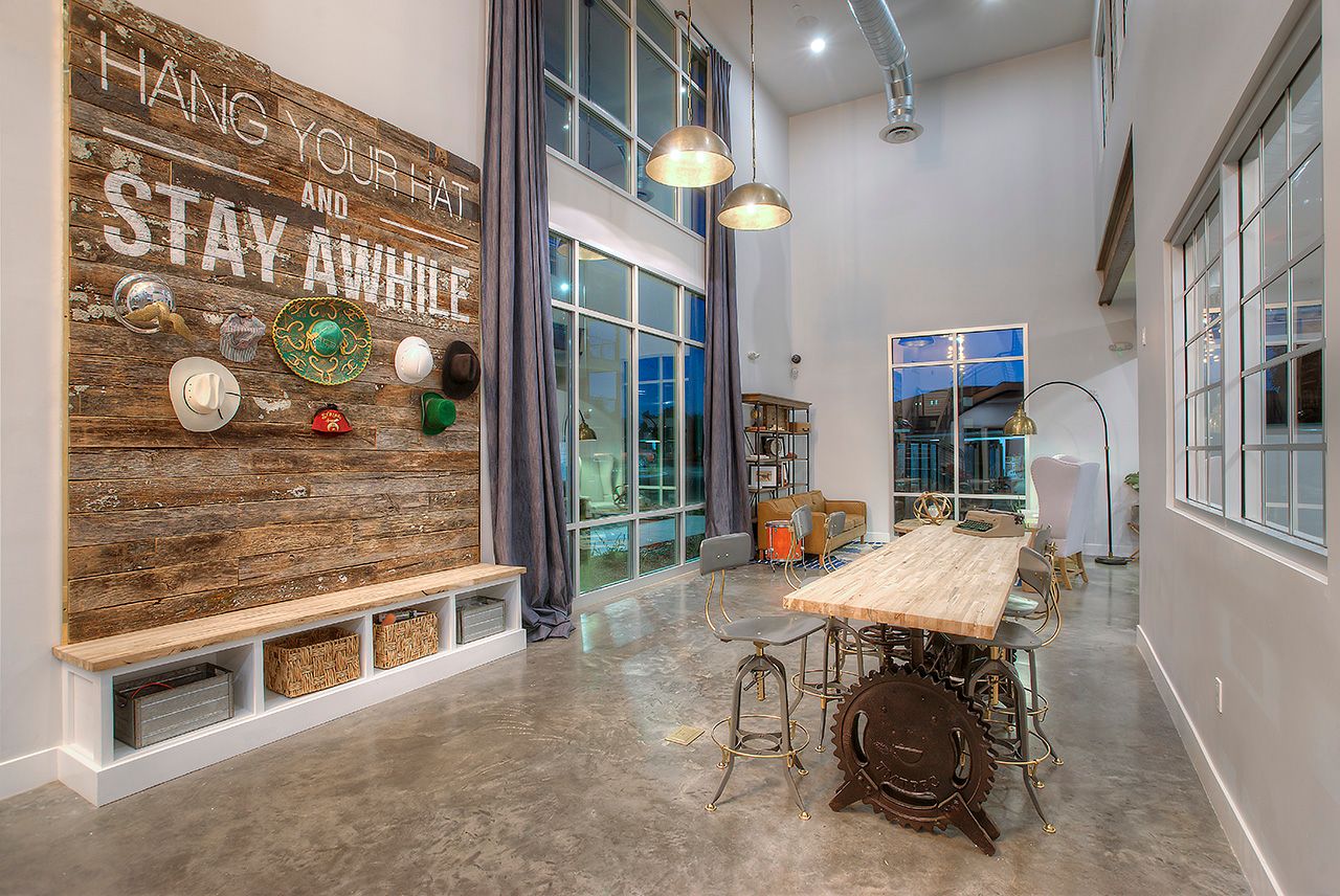 District Lofts photo 2