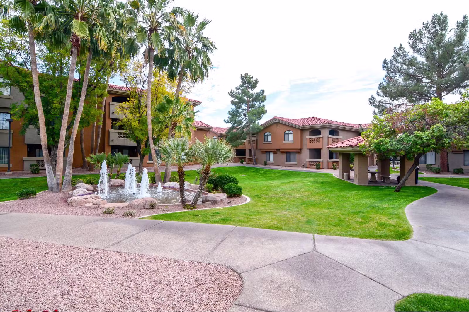 The Palms on Scottsdale photo 2