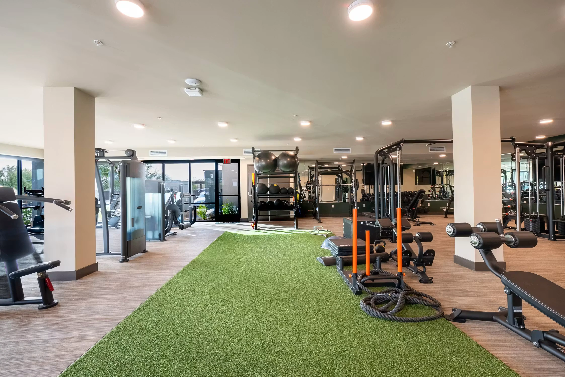 Avery Upscale Apartments photo 3