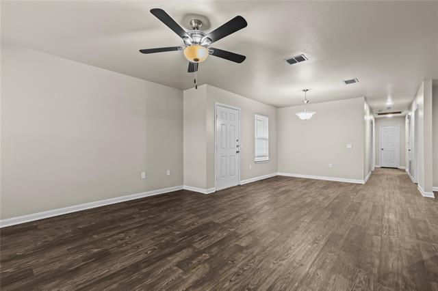 2723 Parsons St Dallas, TX 75215 photo 5