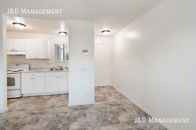 4086 Swift Ave San Diego, CA 92104 photo 2