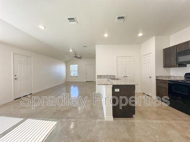 2306B Zanoletti Ct Temple, TX 76504 photo 5