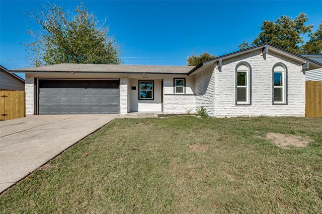 6215 Misty Wood Dr Dallas, TX 75217 photo 2
