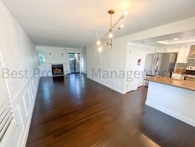 43065 Mayfair Park Ter photo 3