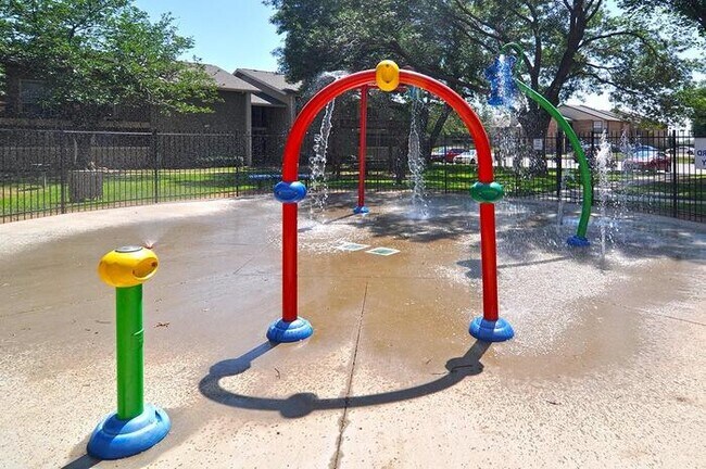 1201 Monterrey Blvd Euless, TX 76040 photo 5