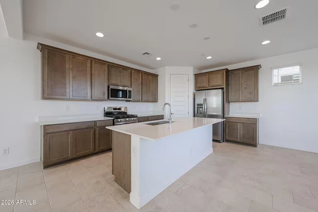 12089 Calle de Pompas W Peoria, AZ 85383 photo 3