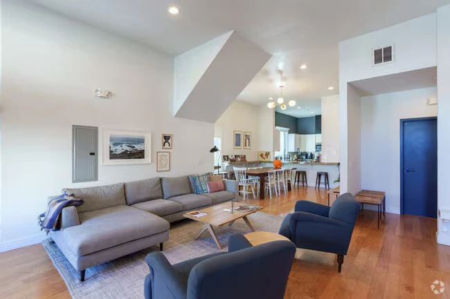 19 Cottage Ave Coliving photo 4