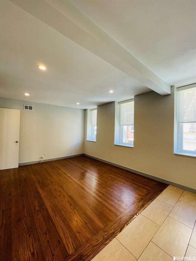761 Commercial Street, San Francisco, CA 94108 photo 4
