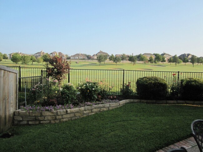 1644 Kimble Drive, Carrollton, TX 75010 photo 2