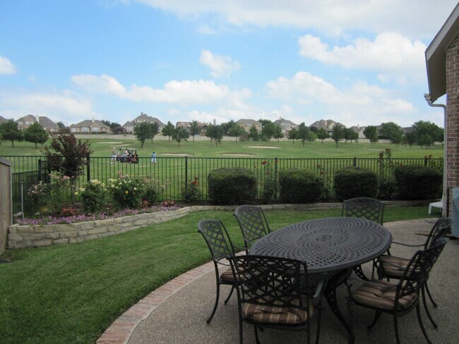 1644 Kimble Drive, Carrollton, TX 75010 photo 3