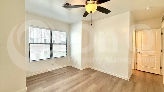 330 South Farmer Avenue, Tempe, AZ 85281 photo 4