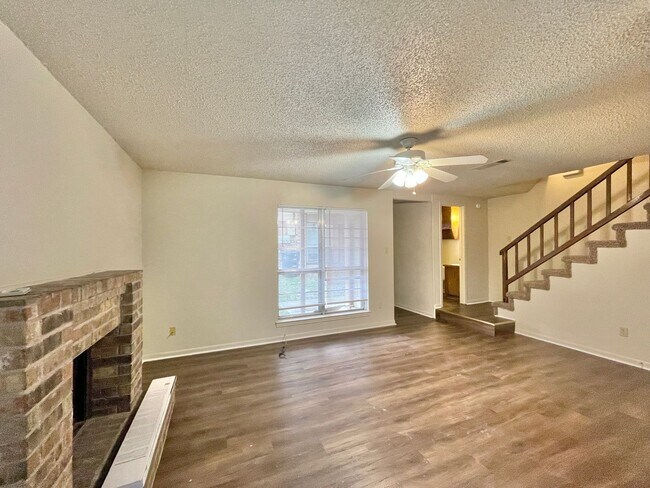3004 Chaucer Dr Killeen, TX 76543 photo 2