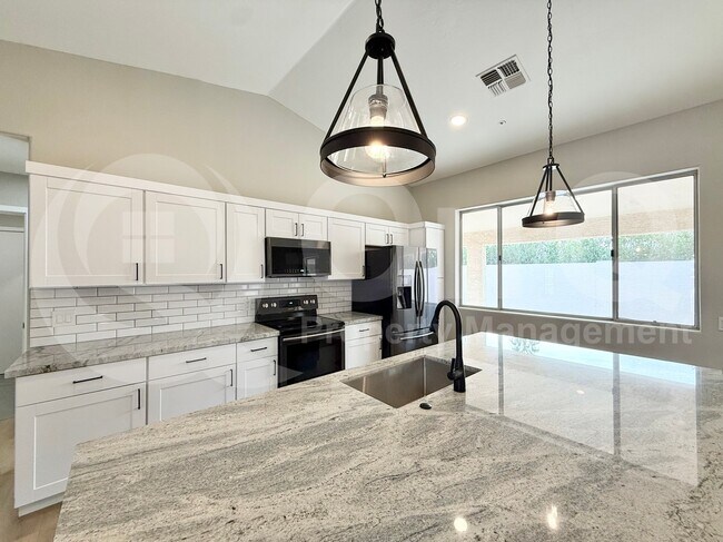 8107 E Vía De Dorado Scottsdale, AZ 85258 photo 3
