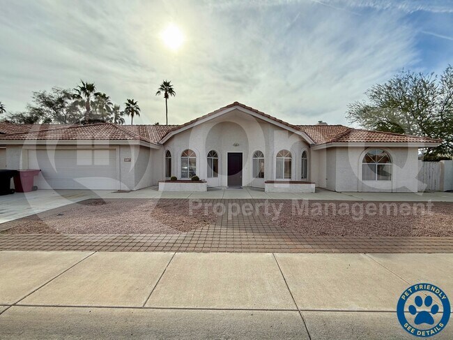 8107 E Vía De Dorado Scottsdale, AZ 85258