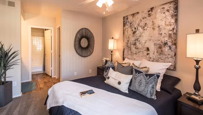 Scottsdale Highlands Apartments photo 3