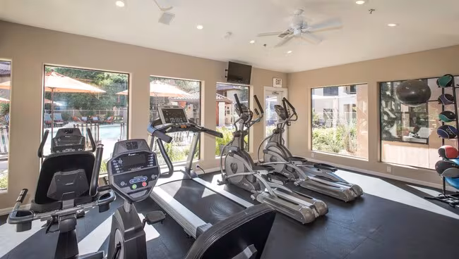 Scottsdale Highlands Apartments photo 2